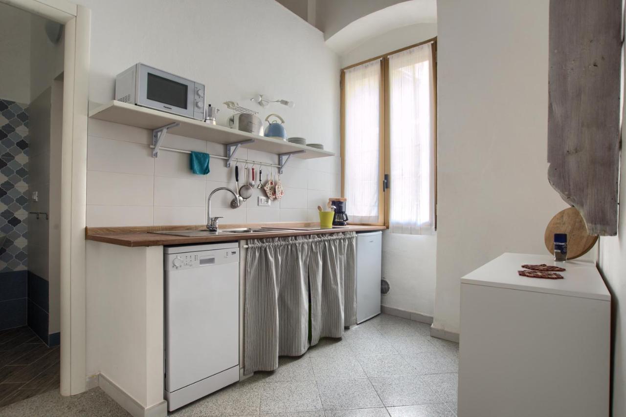 فيلا Casa A 2 Passi Dal Mare Con Patio Privato إمبيريا المظهر الخارجي الصورة